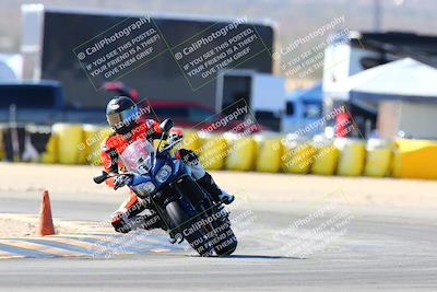 media/Feb-12-2022-SoCal Trackdays (Sat) [[3b21b94a56]]/Turn 2 (1045am)/